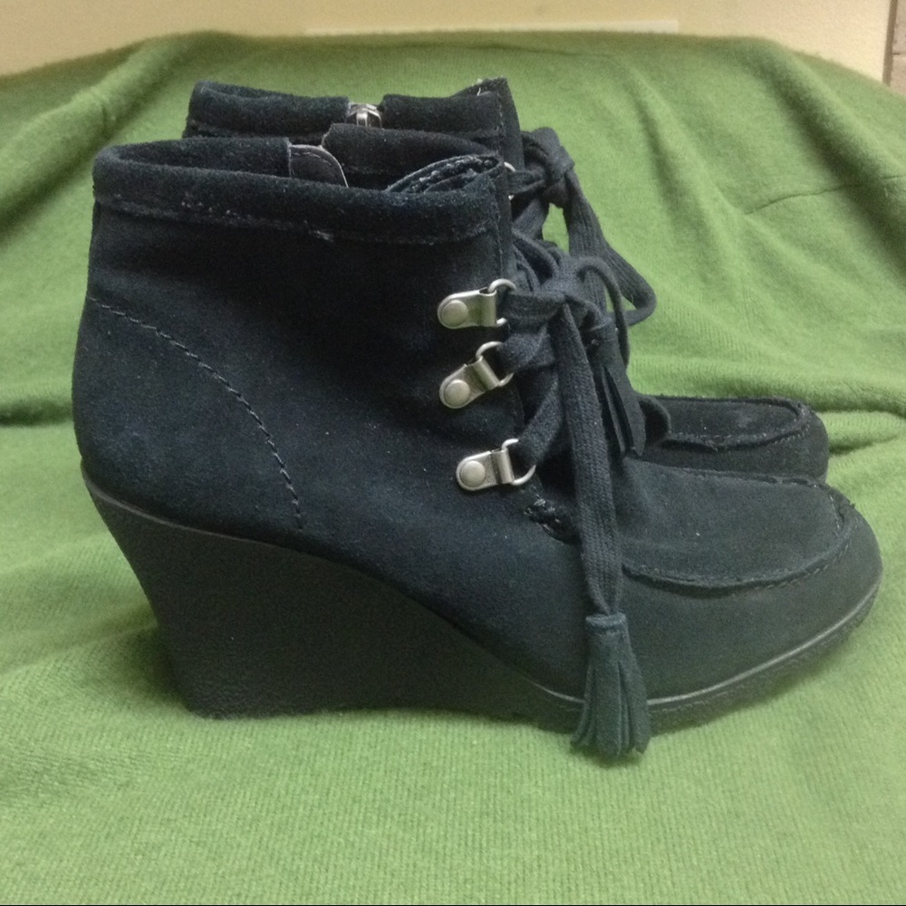 Mia black suede boots